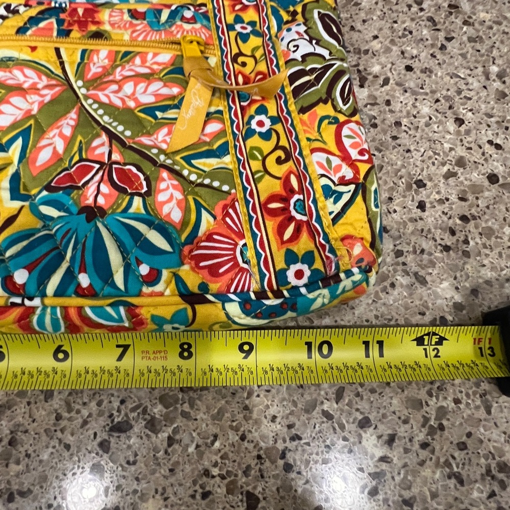 Vera Bradley  Crossbody Bag - Picture 6 of 7